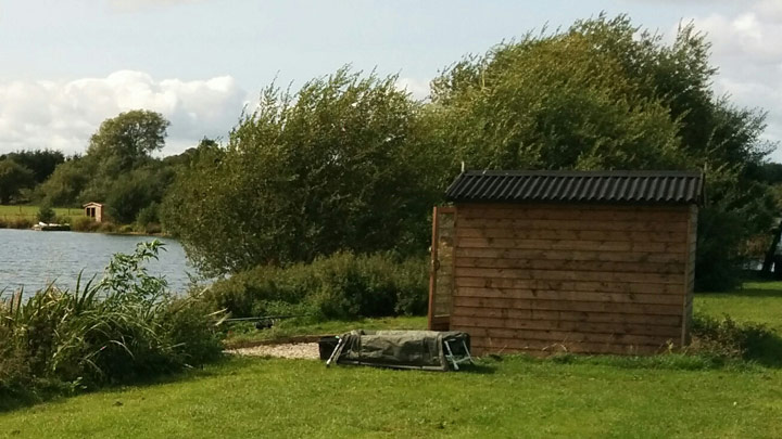 Baden Hall Fishery Quarry fishing hut